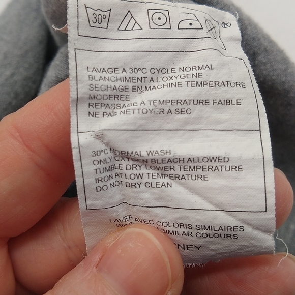 Disneyland Paris SZ Medium Tee T Shirt Distressed Mickey Mouse Grey - Picture 7 of 8